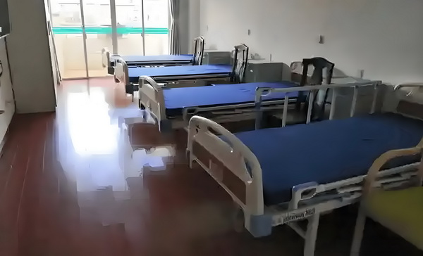 王爷太无聊：娘子爱敛财